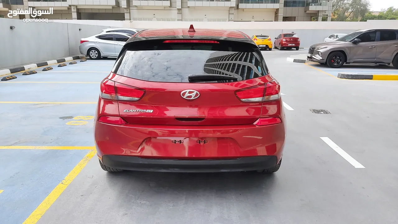 Hyundai Elantra GT ( Hatchback ) 2.0L GDI 2019