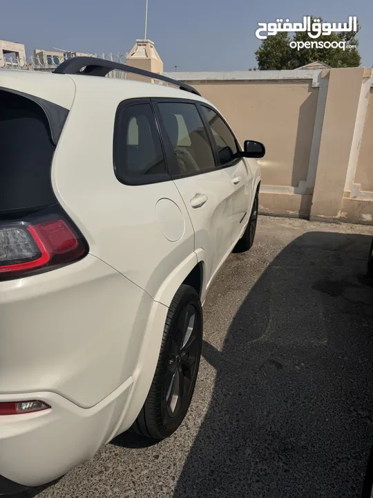 Jeep Cherokee 3.2L Sport X 2019 Very well Maintained