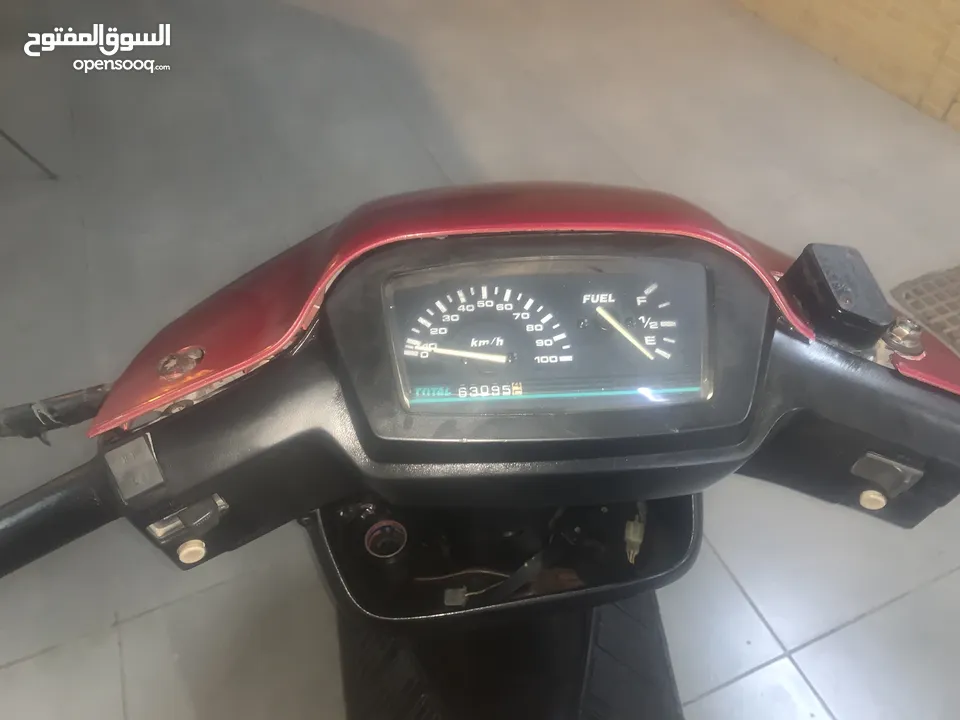 دراجه نضيفه و ممتازه للاستعمال 100 cc