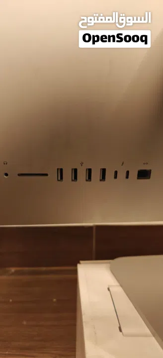 Apple iMac 2019 (Retina 4K, 2019) Excellent Condition with zero scratches