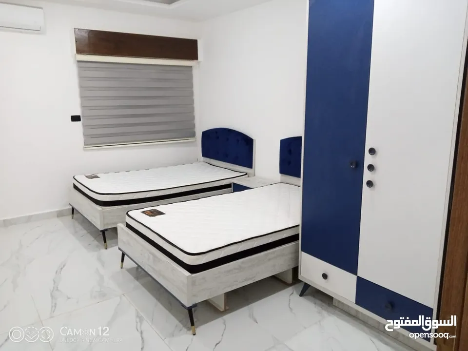 للبيع بيت مفروش لم يسكن في الجبهه فرش راقي من المالك مباشرة
