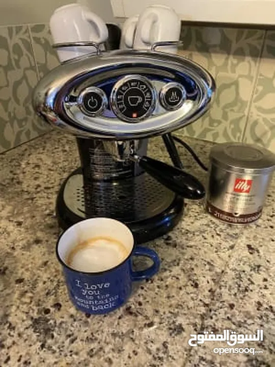 Illy espresso coffee machineX7.1 ماكينة اسبريسرو مع بخترة الحليب