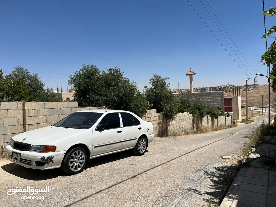 نيسان صني 1999 وارد ياباني ماتور 1500 قطارة بنزين ...... قابل للتفاوض والشرا ما بقصر معه ...