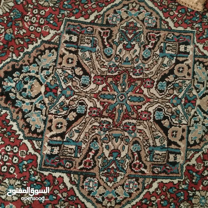 سجاده كبيرة قديمة و لكن أصلية للبيع