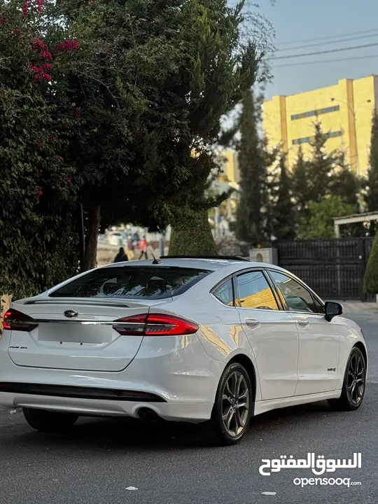 فورد فيوجن موديل 2018 فحص ثلاث جيد ... مضروب الراسيه خلفي.. استخدام شخصي... بحاله الوكاله..