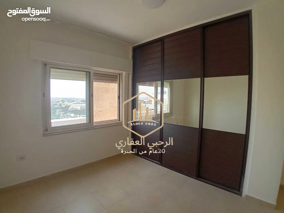 روف / للايجار / 3نوم / مطل مع ترس / دابوق