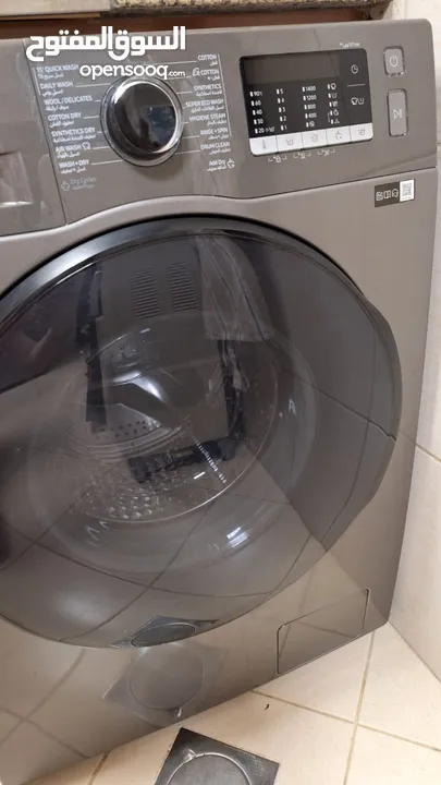 Digital Washing and dryer machine Samsung very good condition  غسالة ونشافة ديجيتال نظيفة