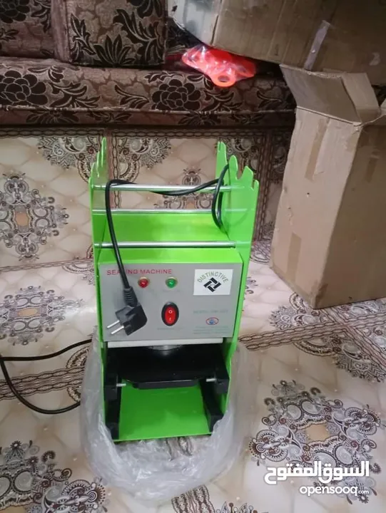 ماكنة غزل بنات مع مكبس كاسات استعمال بسيط مشروع كامل ودخل ممتاز سبب البيع السفر