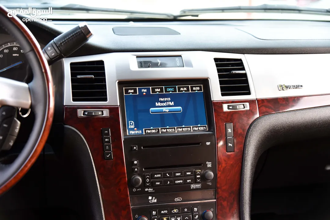 كاديلك سكاليد بلاتينيوم هايبرد بحالة ممتازة Cadillac Escalade Hybrid 2009
