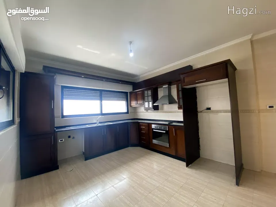 شقة غير مفروشة للإيجار 230م2 ( Property 16030 ) سنوي فقط