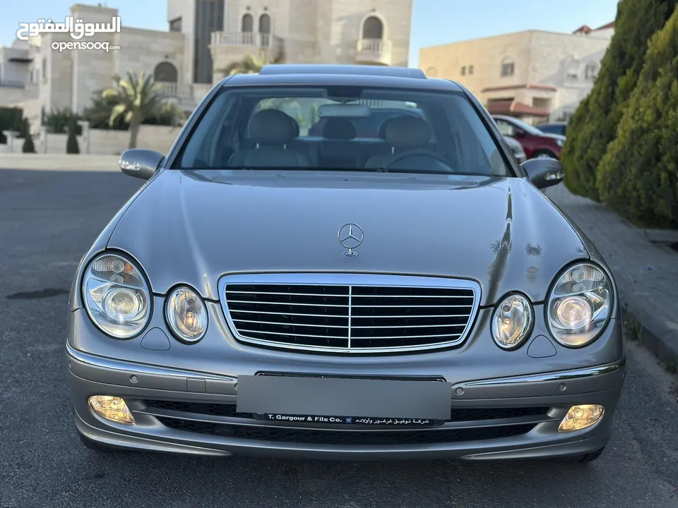 Mercedes E200 2004 ( Avantgarde ) Full option وارد الوكالة فحص كامل