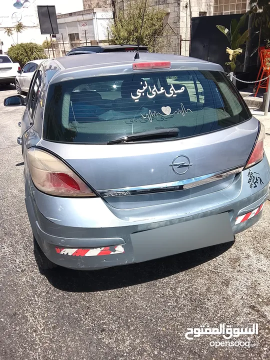 ابل استرا 2006 حالة جيده مطور جير كرتونه سياره ماشالله شغاله ولاشي اشويه دهان أمورها ممتازه