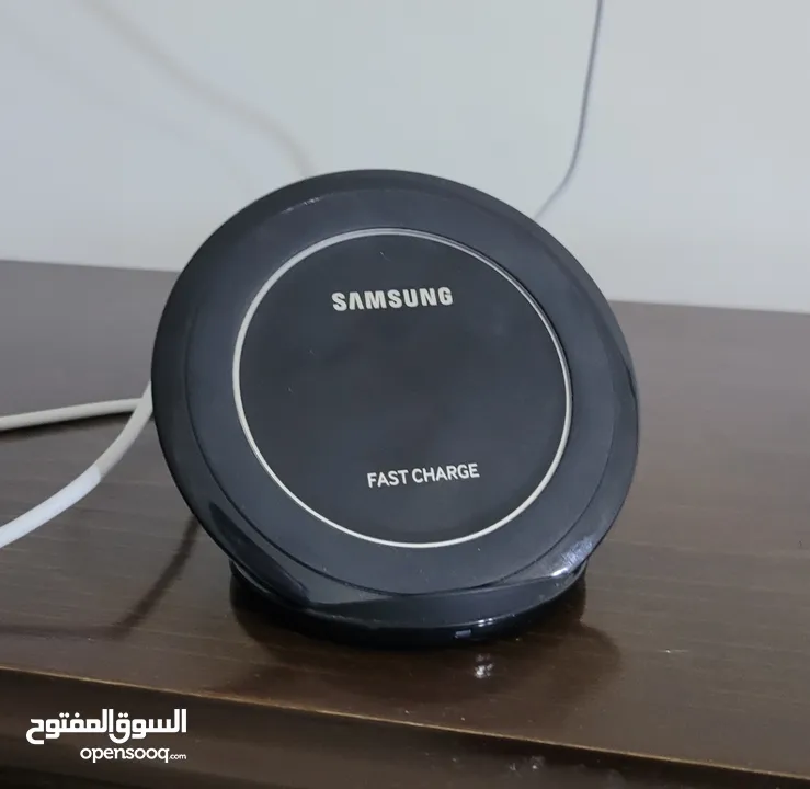 SAMSUNG WIRELESS CHARGER - شاحن   سامسونج اللاسلكي اصلي