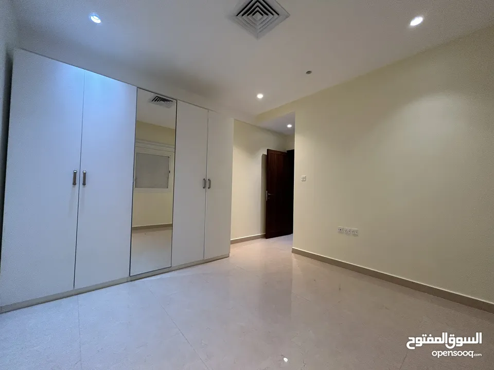 For rent in Hawaii 3 master bedrooms للإيجار بحولي شقه 3 غرف ماستر