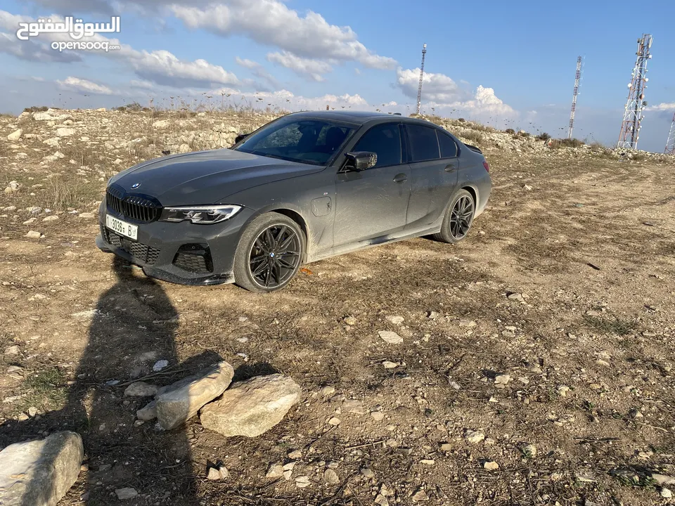 BMW 330e 2020 M Package