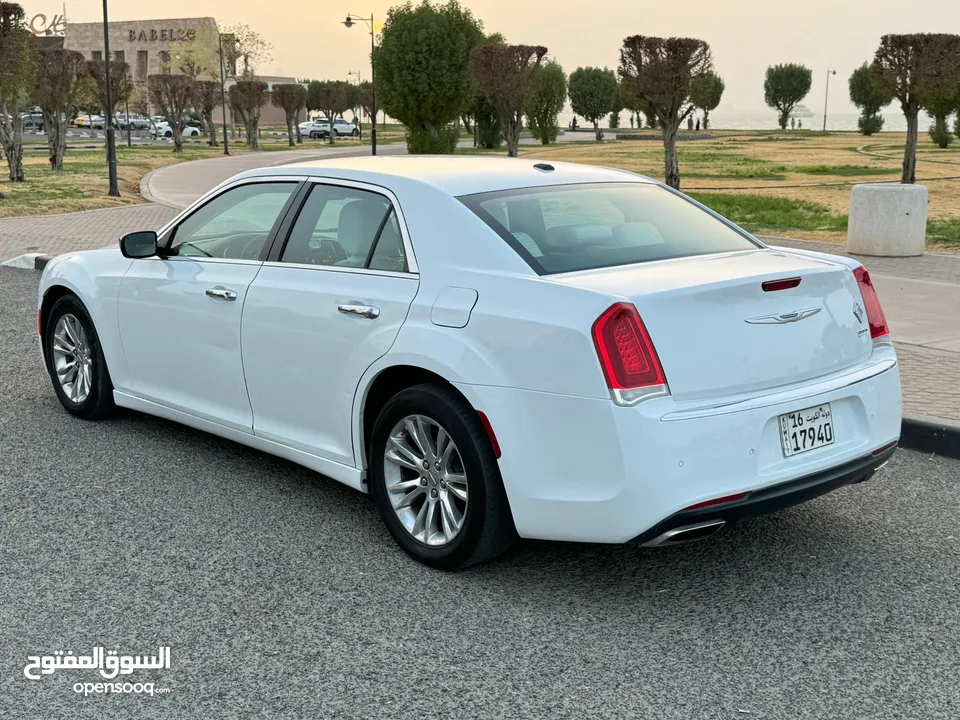 كرايزلر هيمي 300 C موديل 2019