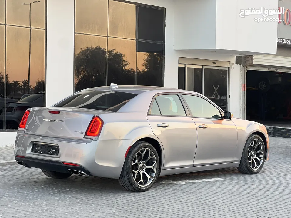 كرايسلر 300S 2015 نظيف جدا جدا