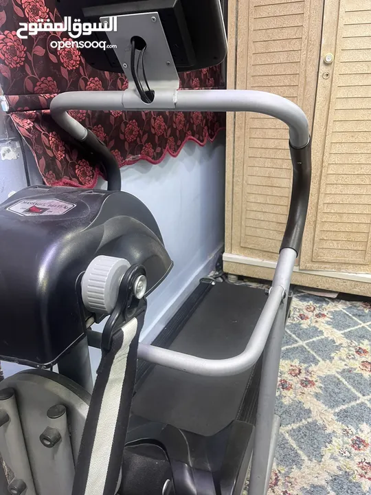 Treadmill with fat burner and excersise trainer with abs trainer too