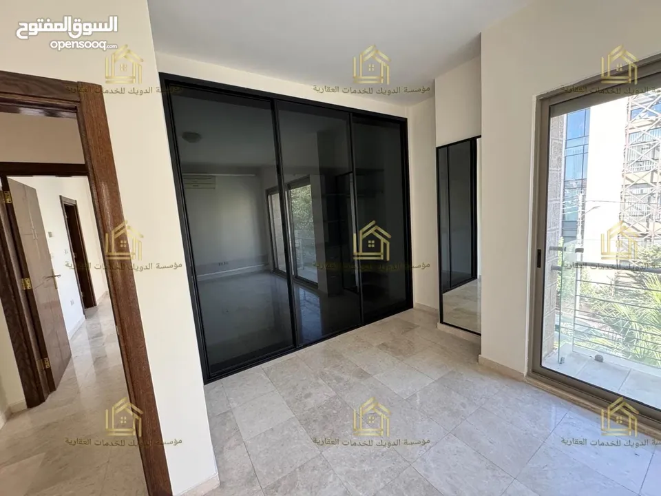 عرض فاخر --- جديد لم يسكن ----