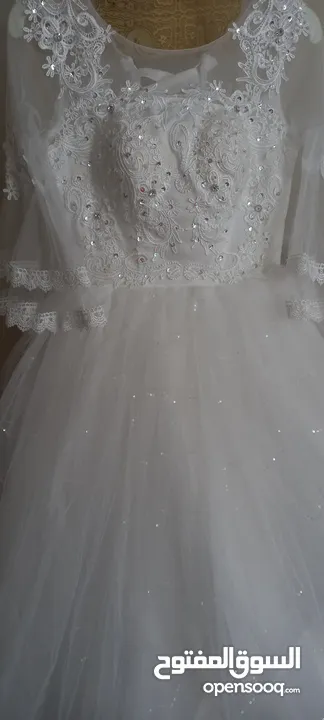 فساتين زفاف عدد 2 من jolly chic  مقاس xl  و 4xl للبيع