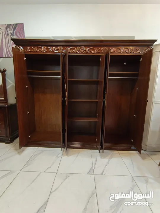 غرفة نوم ماستر امريكي بحالة الوكاله