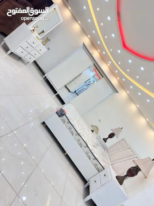 غرفة نوم ماستر ملوكي فخمه جداً تفصيل خشب زان ولاتيه