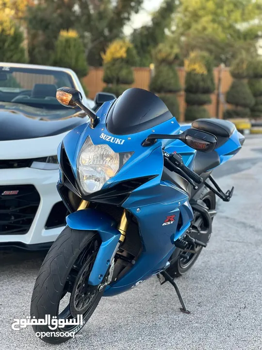 SUZUKI GSXR-750