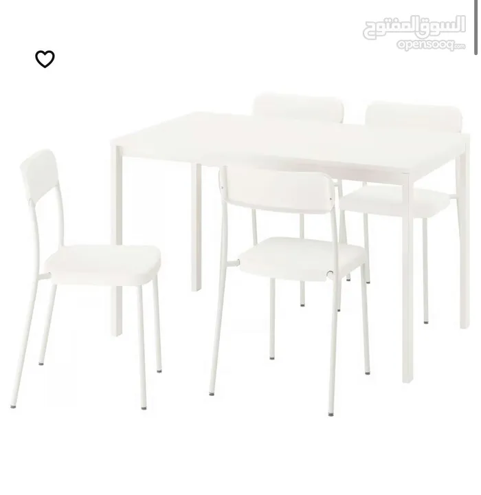 طاولة طعام مكونة من اربع كراسي ومرايا طولانية خشب من IKEA بحالة جديدة وممتازة