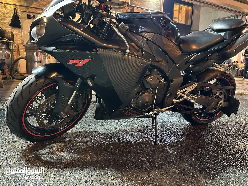 للبيع ياماها ار 1 - yamaha r1 2010