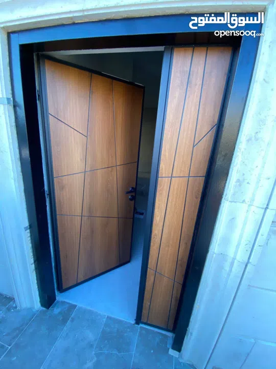 . أبواب ذات جودة عالية تواصل معنا