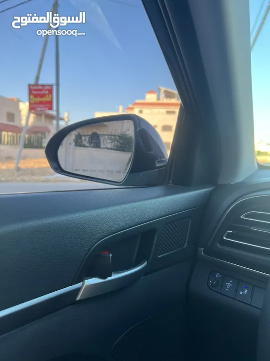 سيارة بحالة الوكالة مرخصة جديد