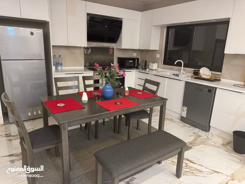 شقة 3 نوم مفروشة للايجار ( Property 43306 )-174999982