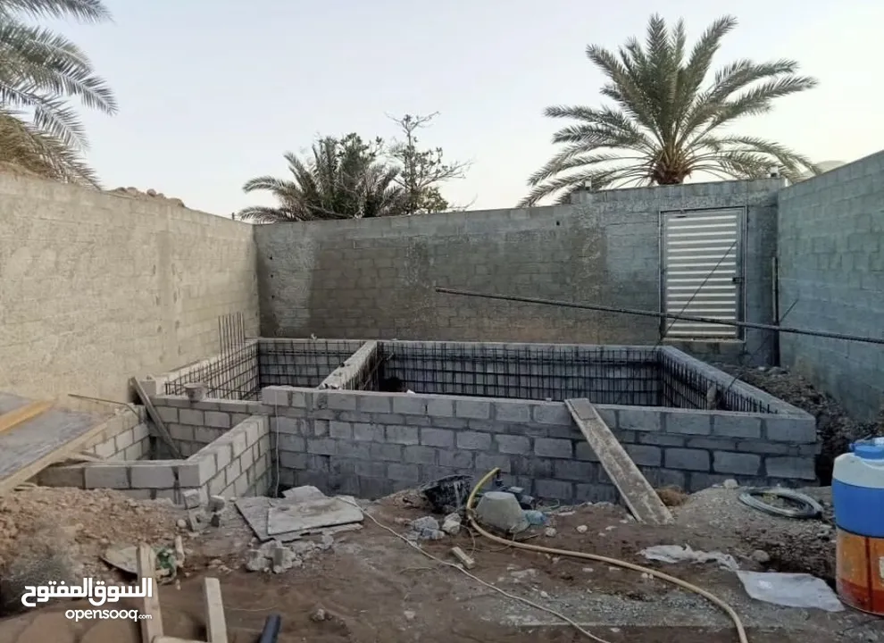 إدارة عمانية 100‎% إنشاء احواض السباحة  وتنظيف المباني و تركيب العوازل و مكافحة الحشرات