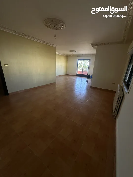 شقة للبيع في ام أذينة من المالك مباشرة Apartment for sale in Um Uthaina