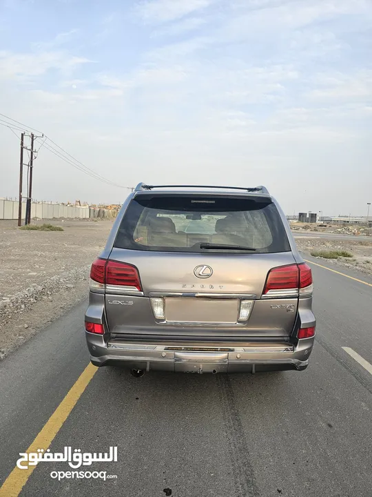 لكسز LX570 خليجي عمان مصيون كامل لون مميز الداخل والخارج للبيع   Lexus LX570 for sale