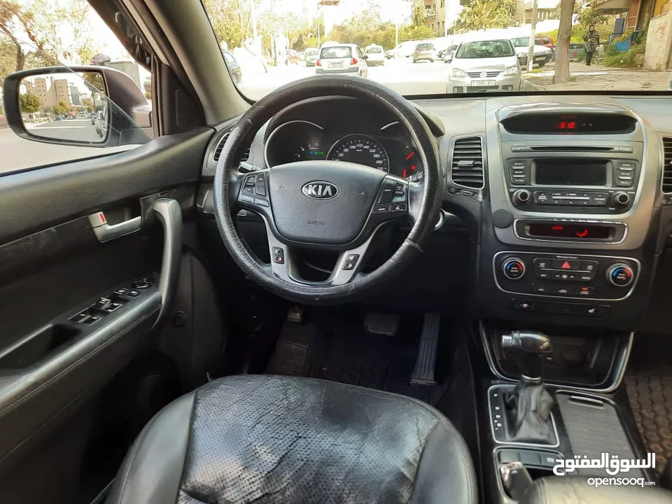 كيا سورينتو 2012