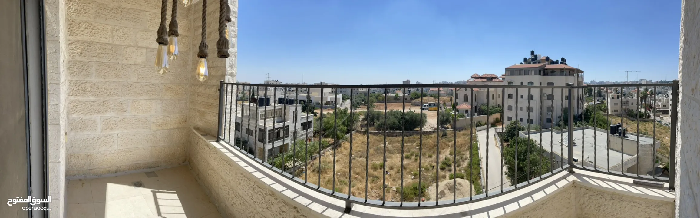 شقة مميزة سطح مرحبا للبيع 170 متر مشمسة ومطلة من جميع الجهات