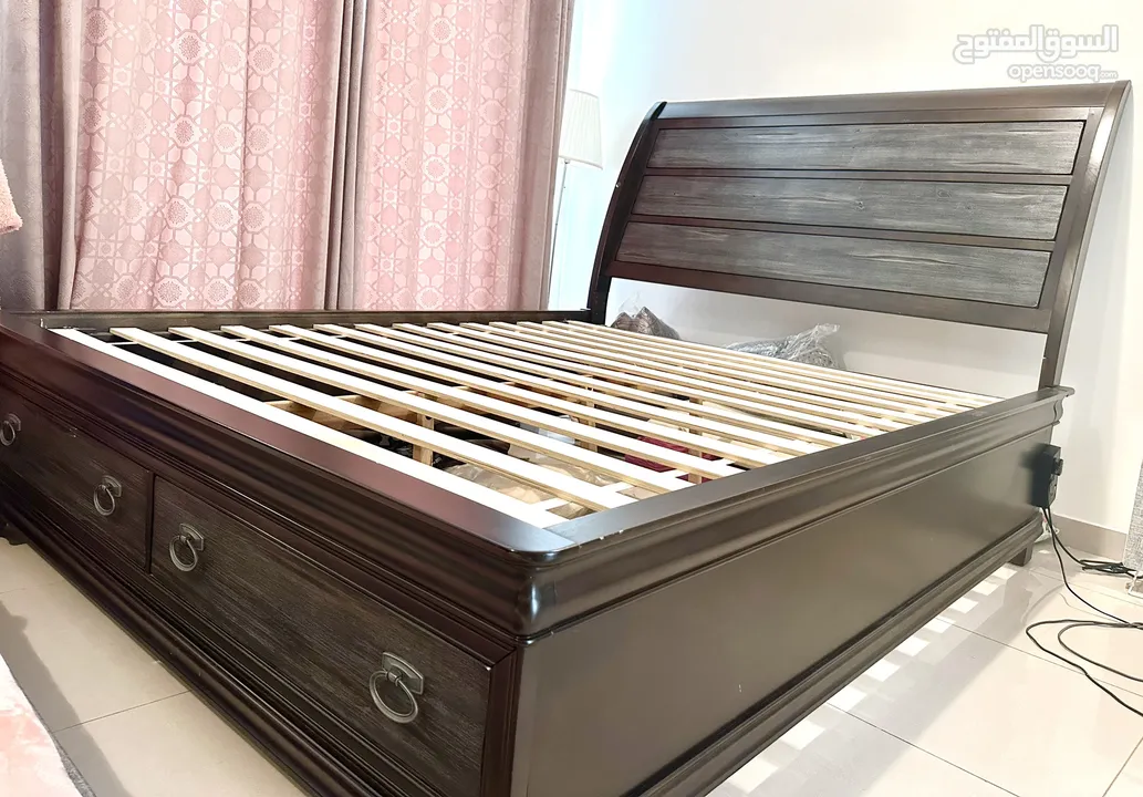 High quality solid wood bed for sale