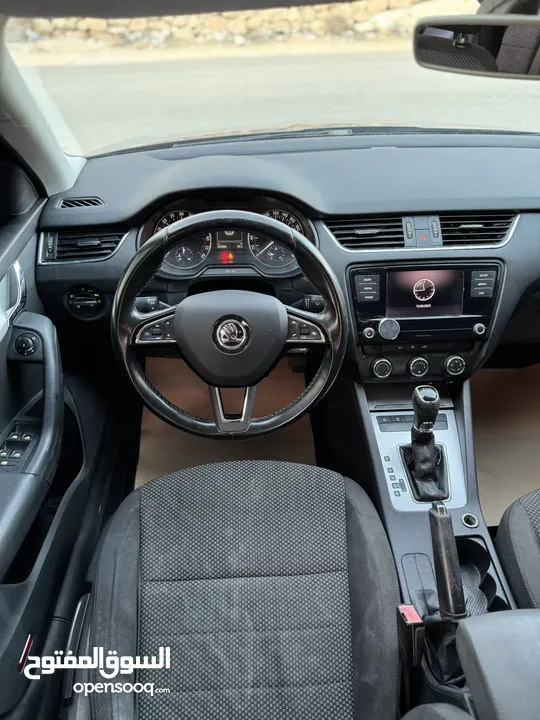 سكودا اوكتافيا موديل و ترخيص 2016 اوتومات ماطور 1600 ديزل اصل برايفت