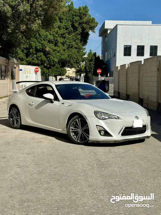 TOYOTA 86 HIGH 2013 MODEL