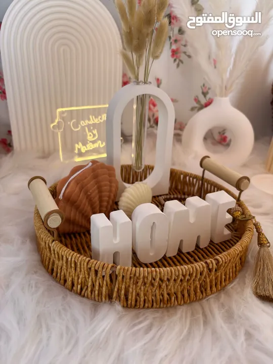 شموع معطرة وهدايا حسب الطلب
