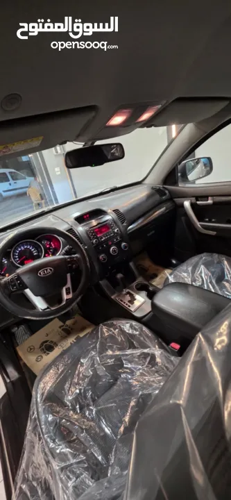 كيا سورينتو 2012 ب الرخصه