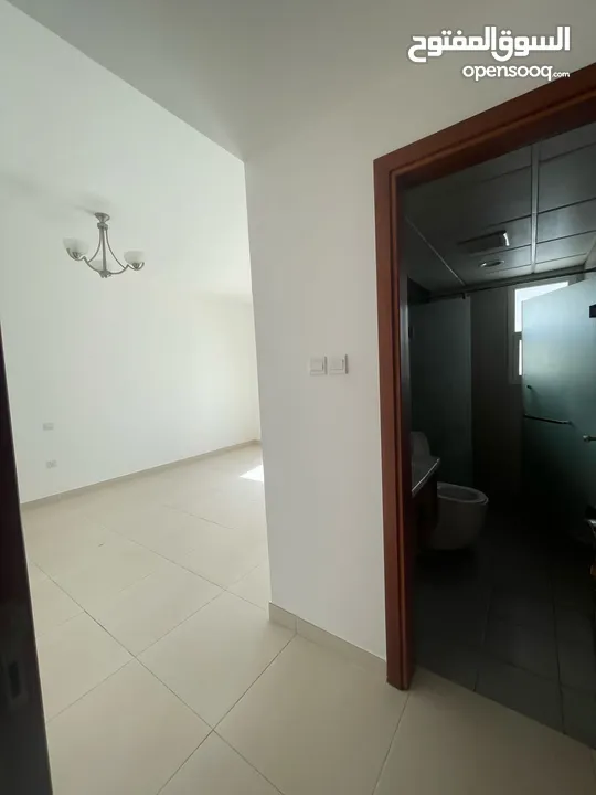 شقة للإيجار في شادن الحيل Flat for rent in Shaden AL Hail