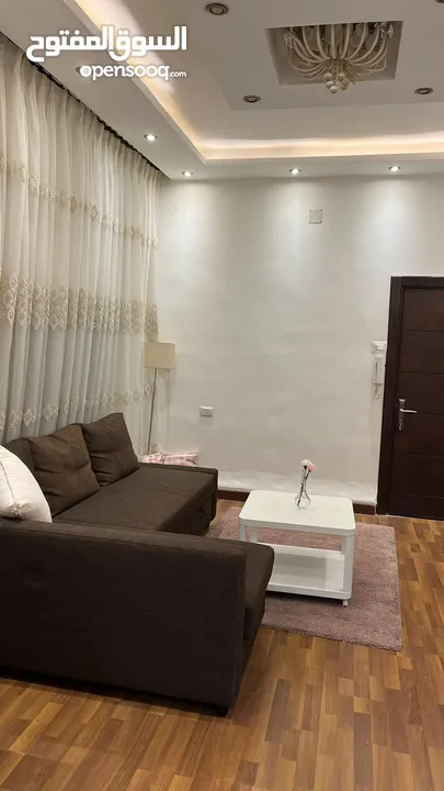 شقة مفروشة للايجار سوبر ديلوكس في جبل الحسين من المالك
