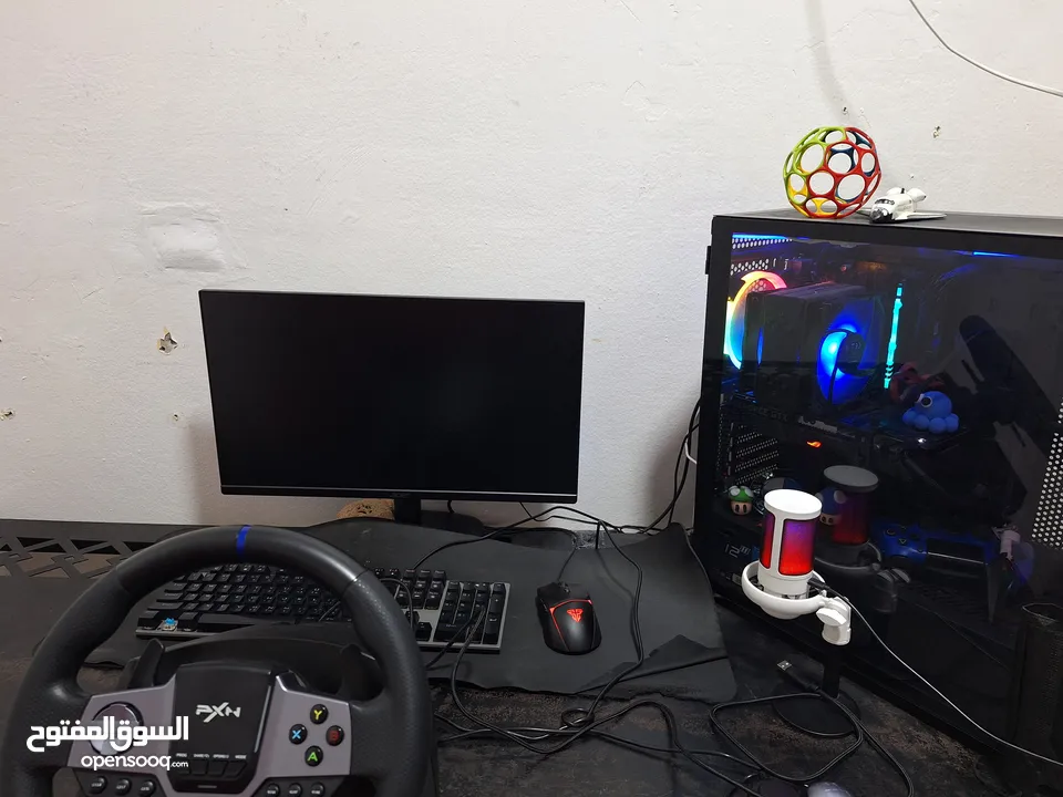 بسم الله ما شاء الله  Computer Gming  نظيف كامل مكمل  معه كلشي
