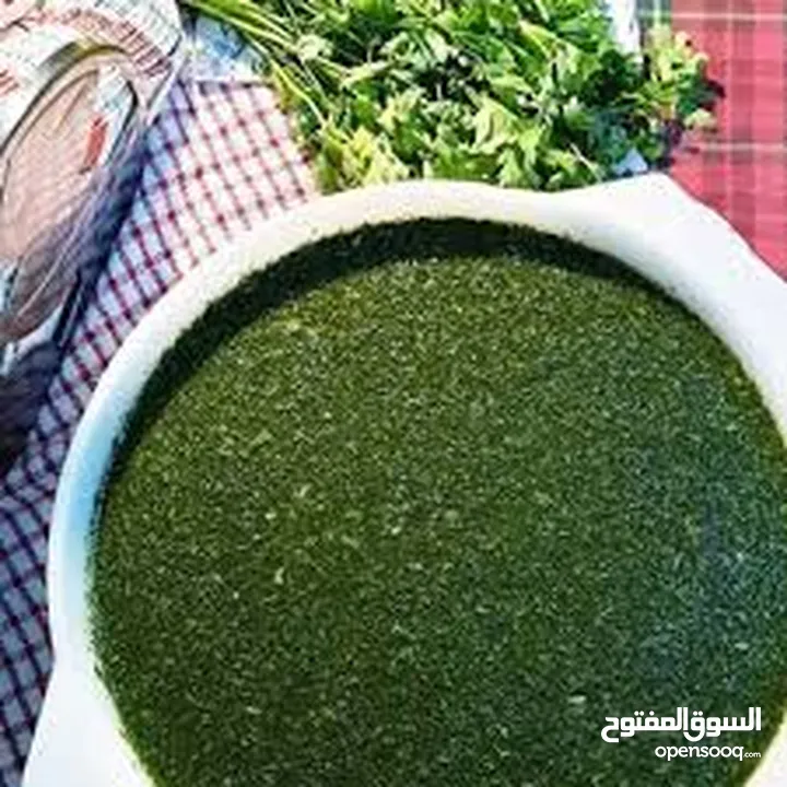 ملوخيه مغسله ومنقبه فرم ناعم جاهزه للطبخ وللتفريز وموجود ناشفه مفروكه وناعمه بدون عيدان مغسله