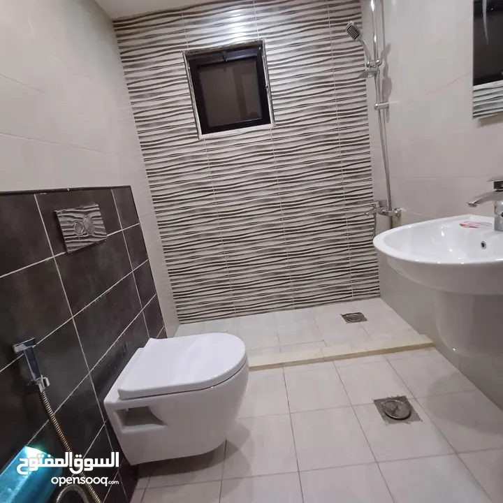 شقق فندقيه مفروشة مميزة vip بأجمل مناطق عمان طريق المطار ودير غبار والجبيهه
