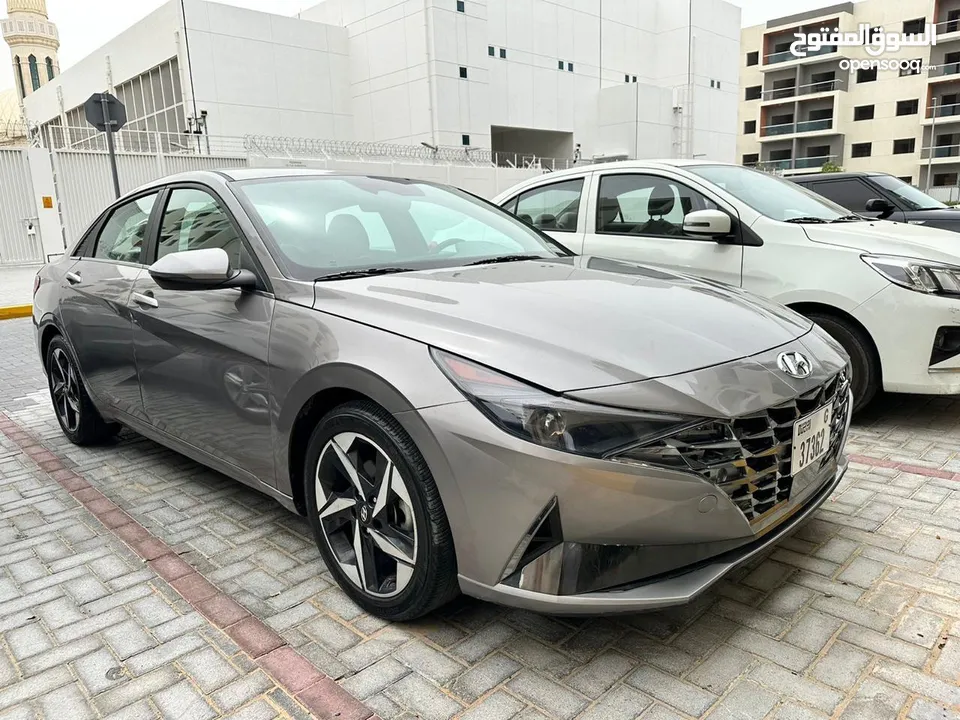 Hyundai Atlanta 2021/daily 80AED.