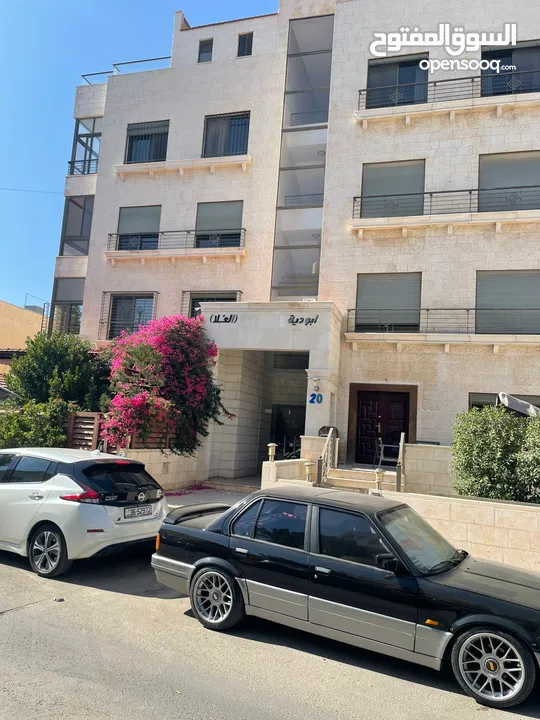 شقة فاخرة - حي الرونق/البيادر قرب النادي