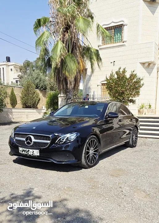 مرسيدس E220 بحالة ممتازة